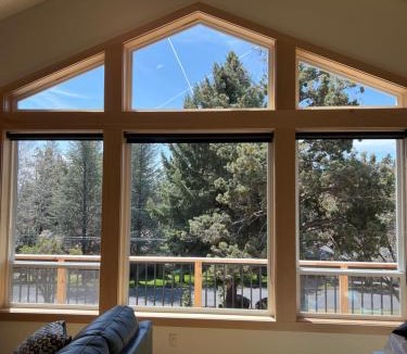 West Hills Ski Chalet | HideAway Chalet