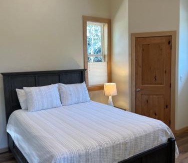 West Hills Ski Chalet | HideAway Chalet