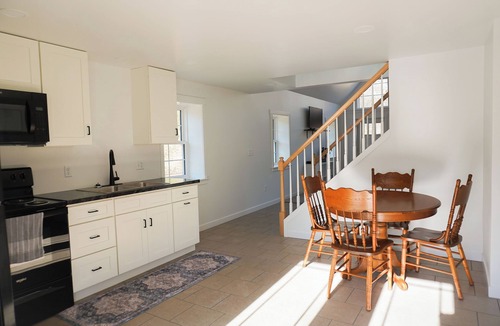 Morgantown House | Hideaway Cottage