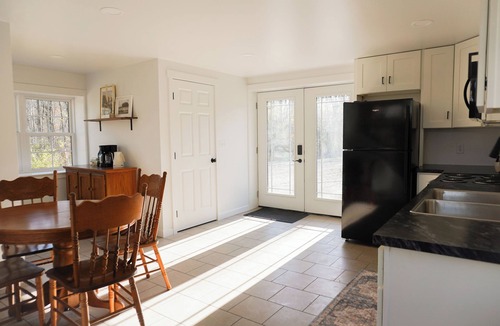 Morgantown House | Hideaway Cottage