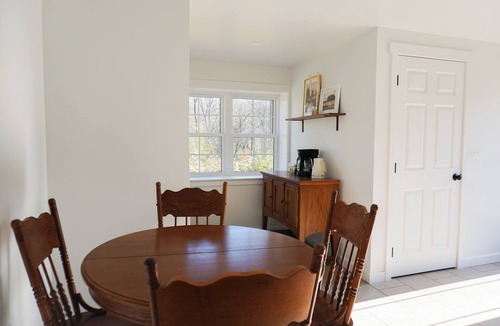 Morgantown House | Hideaway Cottage