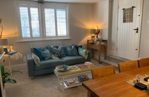 Salisbury Apartment | Hideaway Holiday Apartment