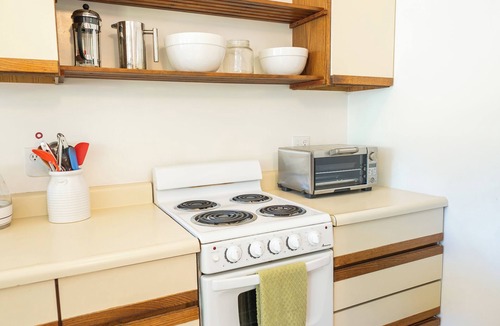 Bolinas House | Hideaway in Quiet Bolinas Near the Beach 31-Day Minimum