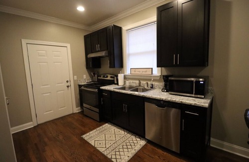 Fort Wood House | Hideaway in the city, but play just minutes away…