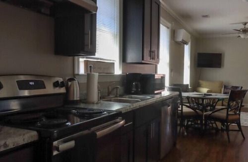 Fort Wood House | Hideaway in the city, but play just minutes away…
