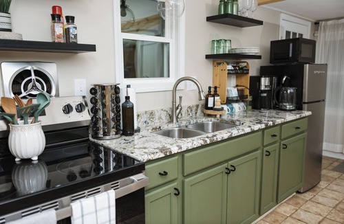 Millerstown Cottage | Hideaway in the Hollow: Hot Tub, Fire Pit, Cozy Cabin Retreat