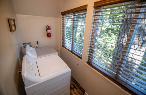 Arrowhead Villas Cabin | Hideaway in the Trees
