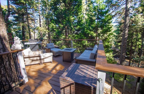 Arrowhead Villas Cabin | Hideaway in the Trees