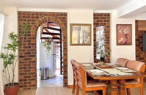 Springwood House | Hideaway Lodge