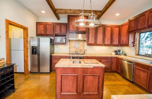 Carolyn Estates House | Hideaway Lodge On Cedar Creek Lake