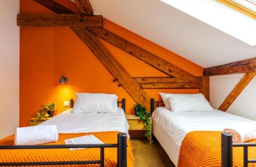 Morzine Cabin | Hideout Hostel