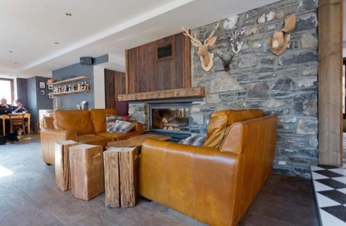 Morzine Hostel | Hideout Hostel