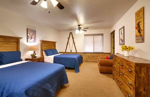 Moab South Valley Bed & Breakfast | Hideout @ the Rim - Butch & Sundance Suite