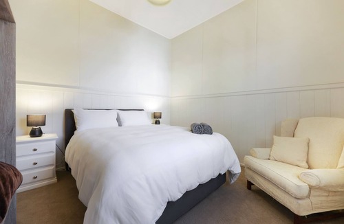 Warrnambool House | HiderWay - Perched overlooking Warrnambool's landmarks