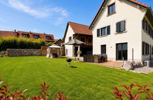 Gingsheim House | High Standing Contemporary House - 4 Bedrooms, Terrace & Green Space
