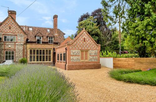 Marlow House | Higginson House