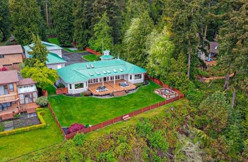 Camano Island House | High-Bank Haven