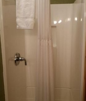 Cooke City-Silver Gate Hotel | High Country Motel and Cabins