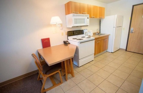 Pinedale Hotel | High Country Suites