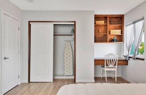 Victorville House | High Desert Dream on the Fairway WiFi Smart TVs