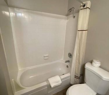 Prineville Hotel | High Desert Inn