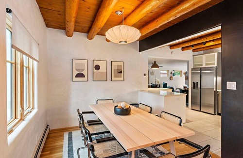 Casa Linda House | High Design with Fabulous Patio