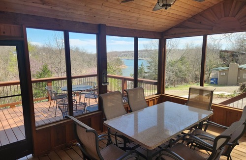 Shell Knob House | High Dive Cabana a Serene 3-bedroom home in charming Shell Knob. Great location