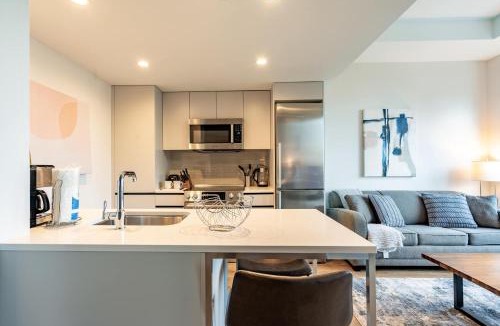 Seaport District Apartment | High End Apt Seaport