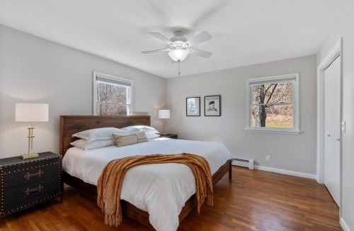 Town of Benton House | High-End Finger Lakes Escape - Expansive Game Room, Cozy Firepit, & Scenic Views