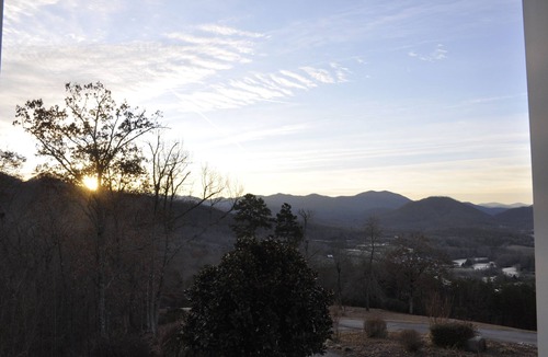 Hayesville House | High-end large private home with amazing long-range views, close to Lake Chatuge