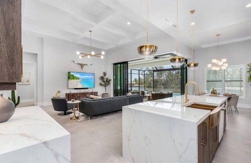 Burnt Store Villa | HIGH END Luxury Villa w/Heated and Chilled Pool