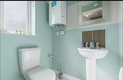 Brownswood House | High End North Residence