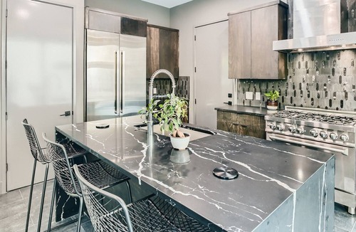 Chestnut House | High End Smart Home w/ Pool | Close to UT & Downtown | Daily Cleaning Available