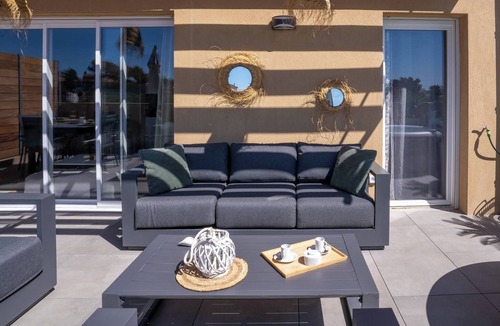 La Couronne Apartment | High-end T2, sea view, beachfront