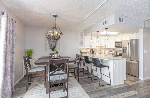 Ocean City Condo | High End Updates, Open Bay Views, Bayfront pool, 3 blocks to beach/boardwalk!