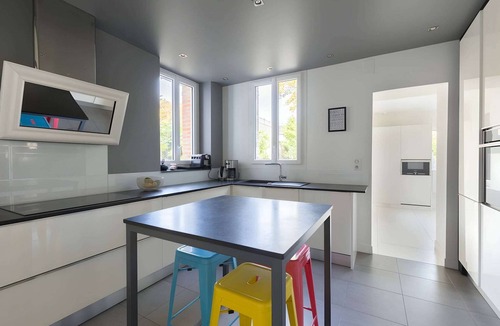 Le Mans Villa | High-End Villa Stay in Le Mans