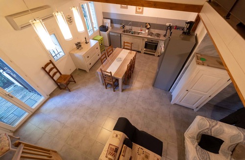 Codognan Apartment | - High Gite -