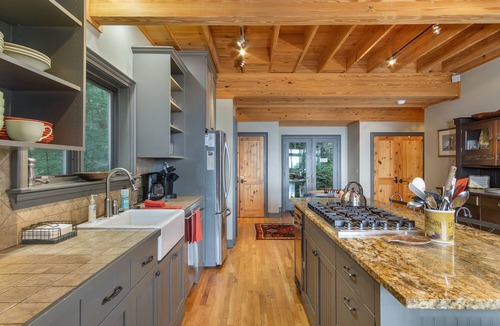 Laurel Ridge Cabin | High Haven | Breathtaking Mountain Views!