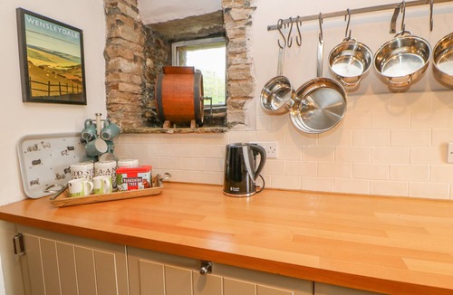 Hawes Cottage | High House