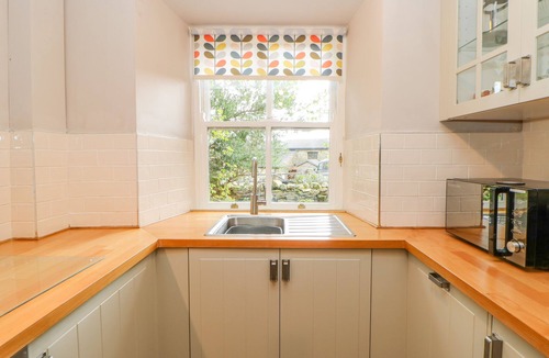 Hawes Cottage | High House