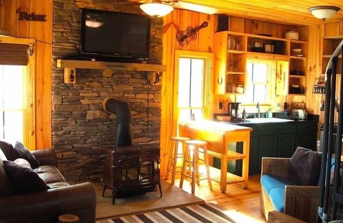 Tyro Cabin | High Lonesome Cabin.Elevate Your Soul! Peaceful Seclusion