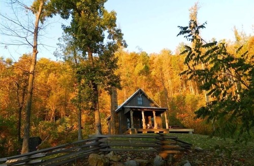 Tyro Cabin | High Lonesome Cabin.Elevate Your Soul! Peaceful Seclusion