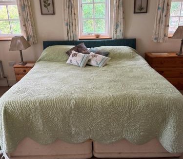 Holworth Bed & Breakfast | High Mead