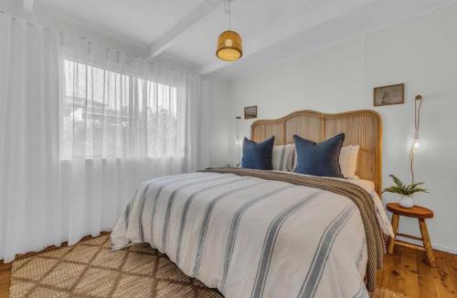 Eden House | High Noon