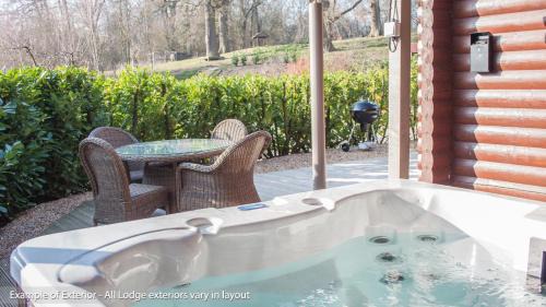 Pickering Ski Chalet | High Oaks Grange - Lodges