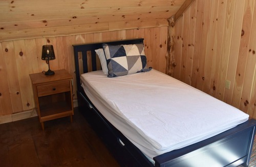 Elizabethtown Cabin | High Peaks Mountain Retreat
