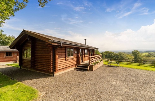 Highampton Cabin | High quality lodge, well placed for exploring all corners of Devon & Cornwall