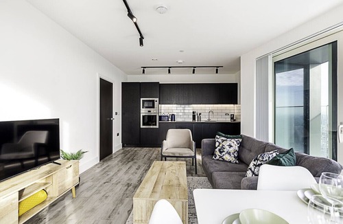 East Acton Apartment | High Rise Apartment in Acton