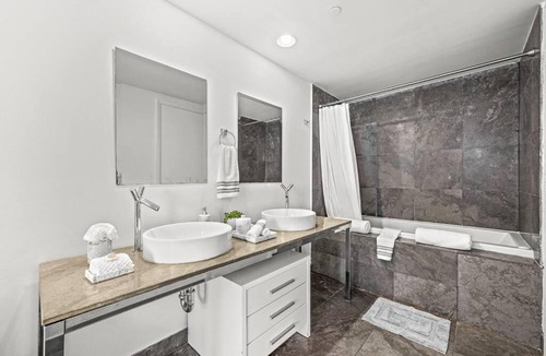 Downtown Miami Apartment | High Rise Luxury Ocean View Unit W Brickell