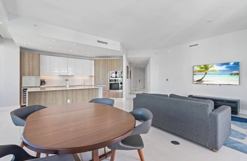 Singer Island Apartment | High Rise Ocean View Condo 2BR 2.5BA